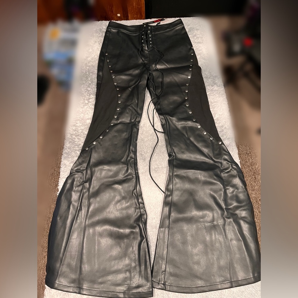 ‘Sabina’s Sacrifice’ Flares
